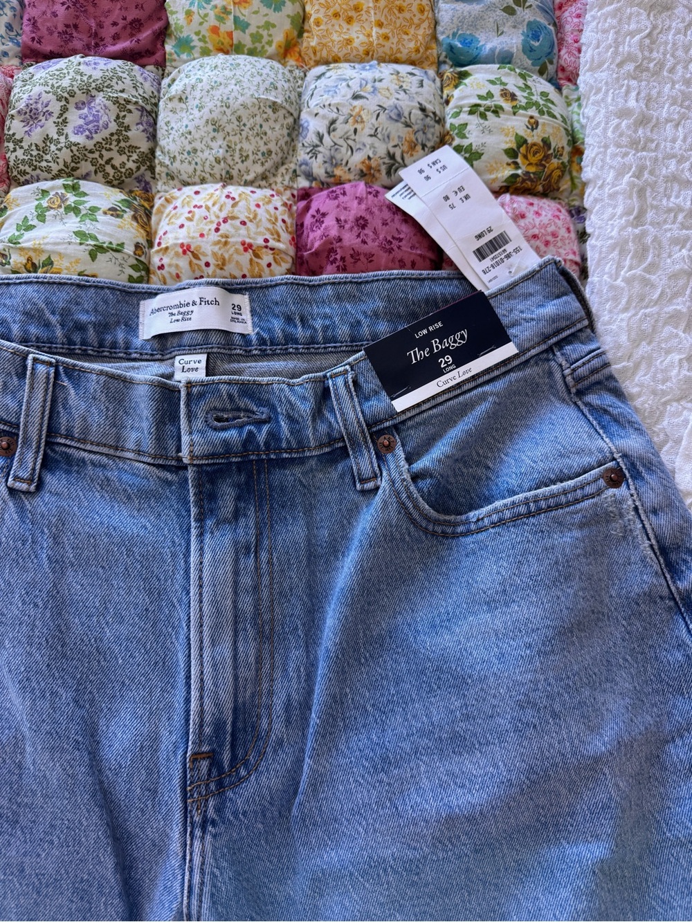 Abercrombie & Fitch curve love baggy low rise jeans NWT long inseam - Picture 3 of 7